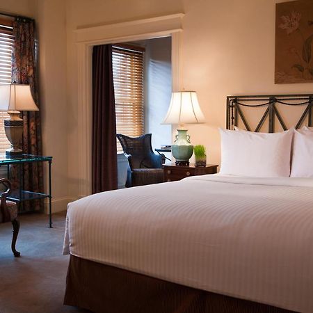 Hotel Lombardy Washington Room photo