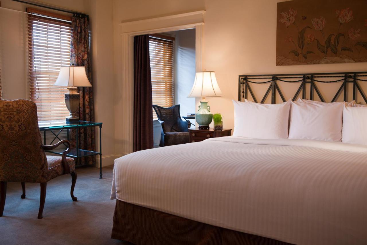 Hotel Lombardy Washington Room photo